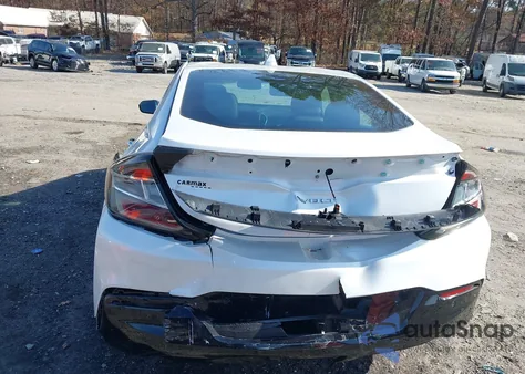 2017 Chevrolet Volt Premier z USA, uszkodzony, nr VIN 1G1RB6S56HU187500